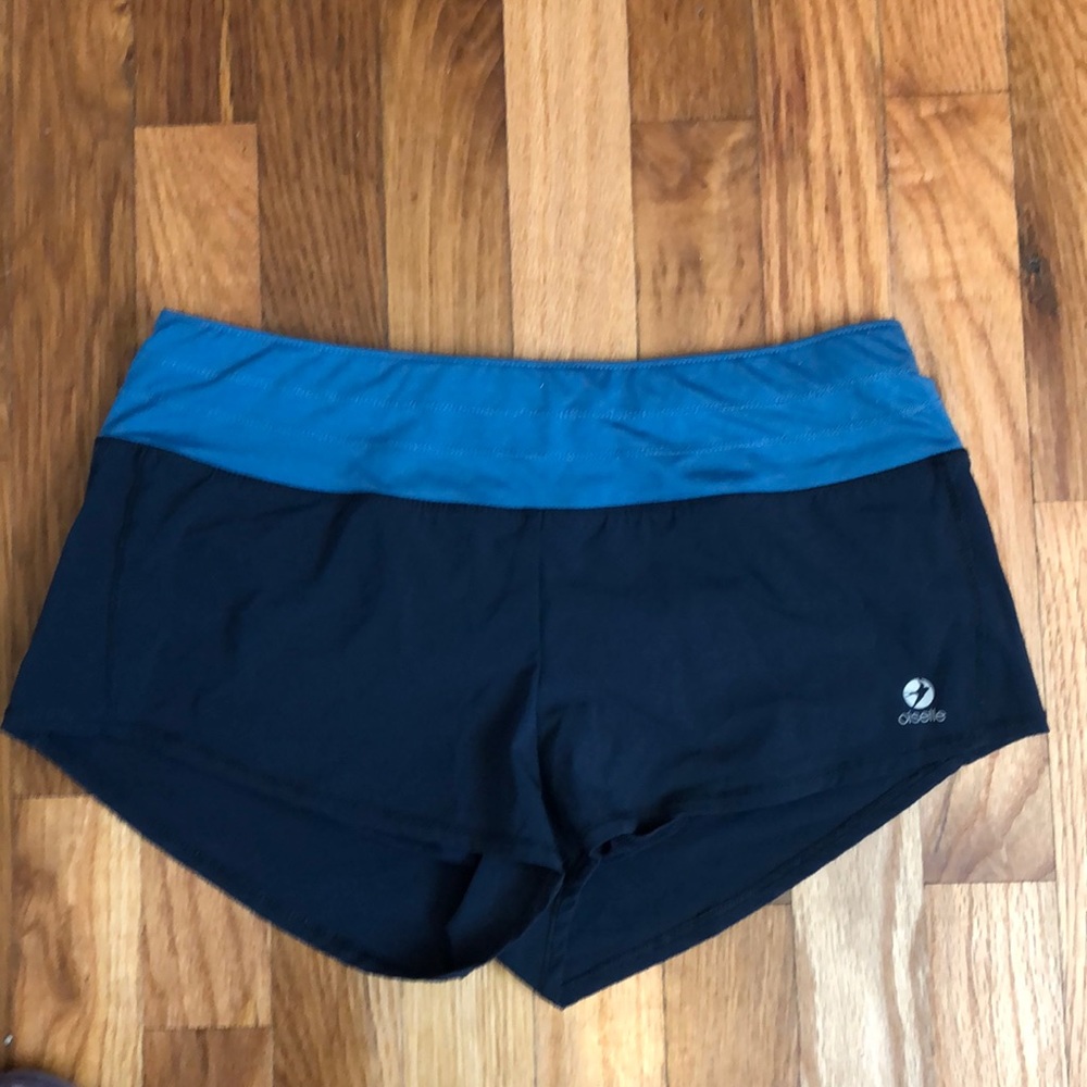 Oiselle running shorts